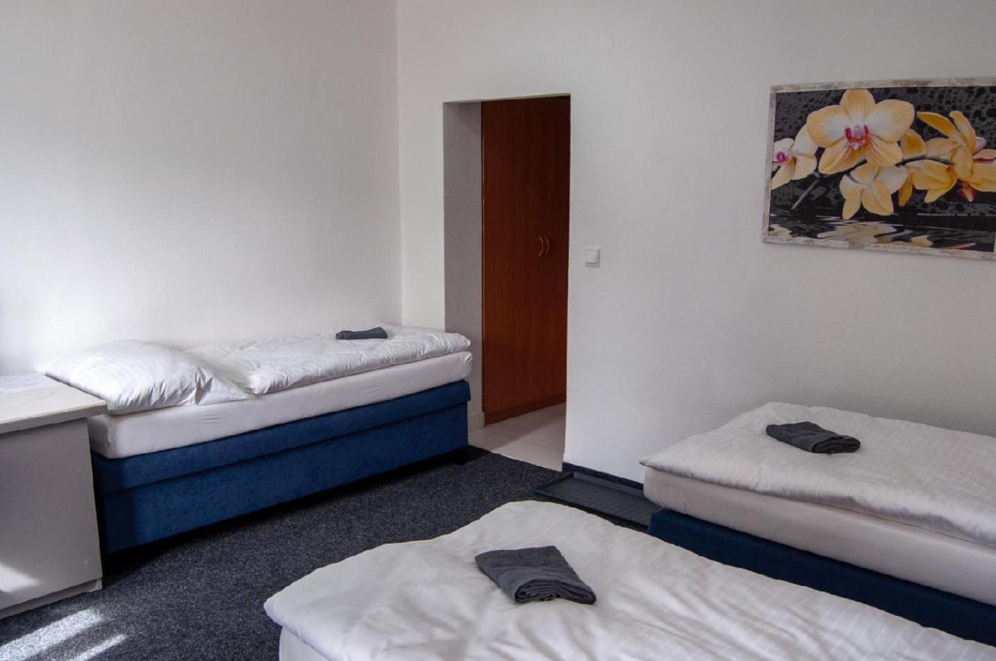 Hotel Joker Obrnice Екстериор снимка